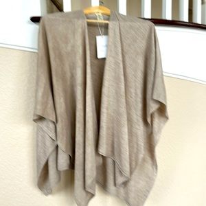 Heathered beige wrap NWT